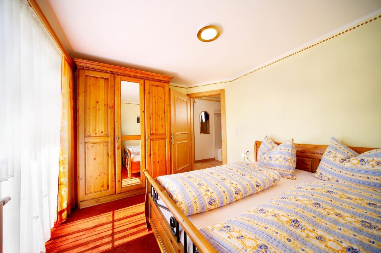 Biohotel Castello Koenigsleiten Konigsleiten Bagian luar foto