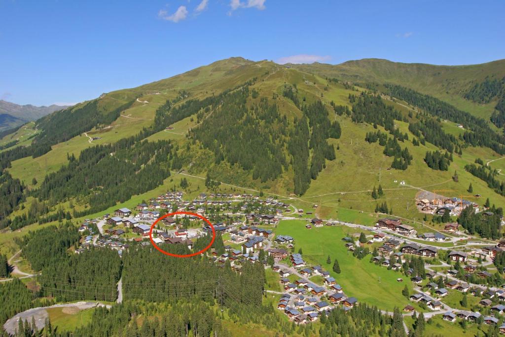 Biohotel Castello Koenigsleiten Konigsleiten Bagian luar foto