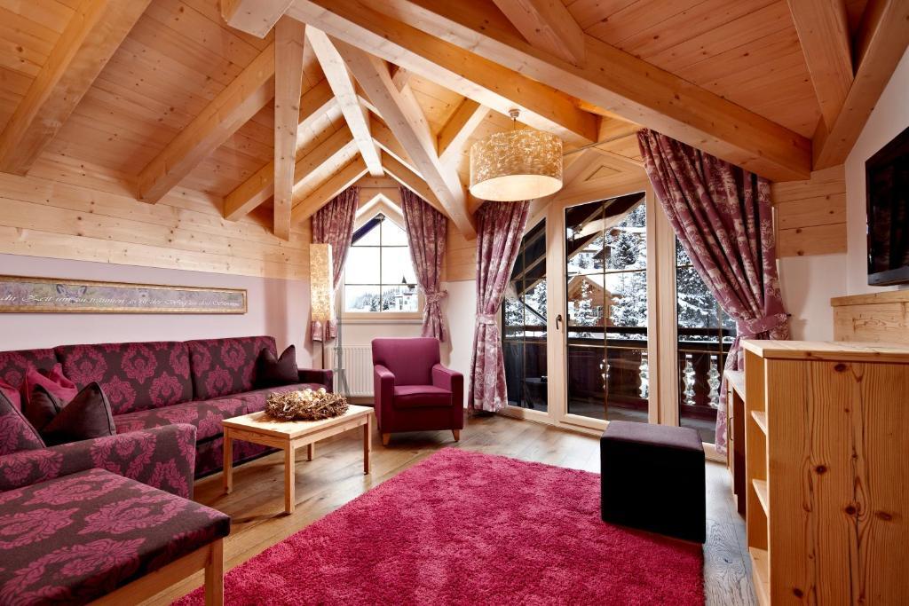 Biohotel Castello Koenigsleiten Konigsleiten Bagian luar foto